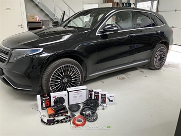 Mercedes eqc 2